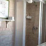 Hostal Gota De Mar *
