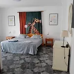 Hostal Gota De Mar Los Abrigos