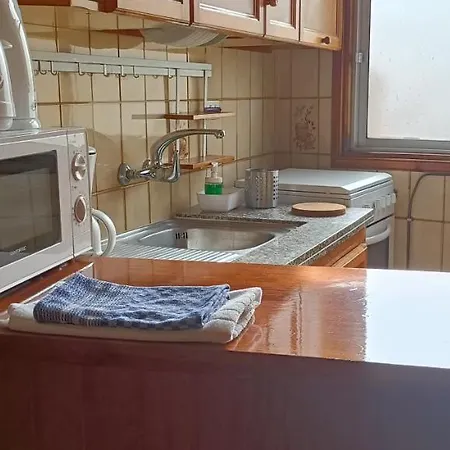 Gota De Mar بيت شباب *