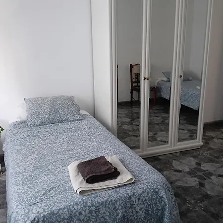 بيت شباب Gota De Mar لوس أبريغوس