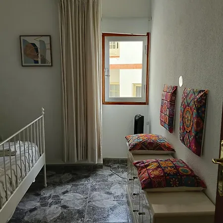 Gota De Mar بيت شباب لوس أبريغوس