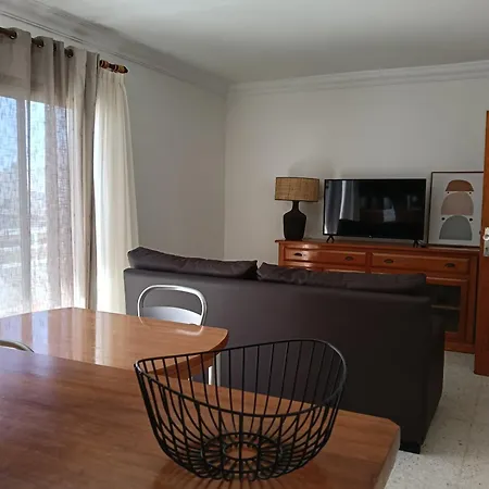 Gota De Mar بيت شباب *