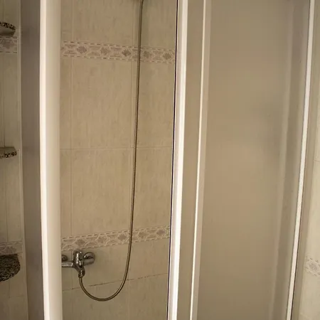 Gota De Mar بيت شباب لوس أبريغوس