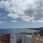 ホステル Gota De Mar *